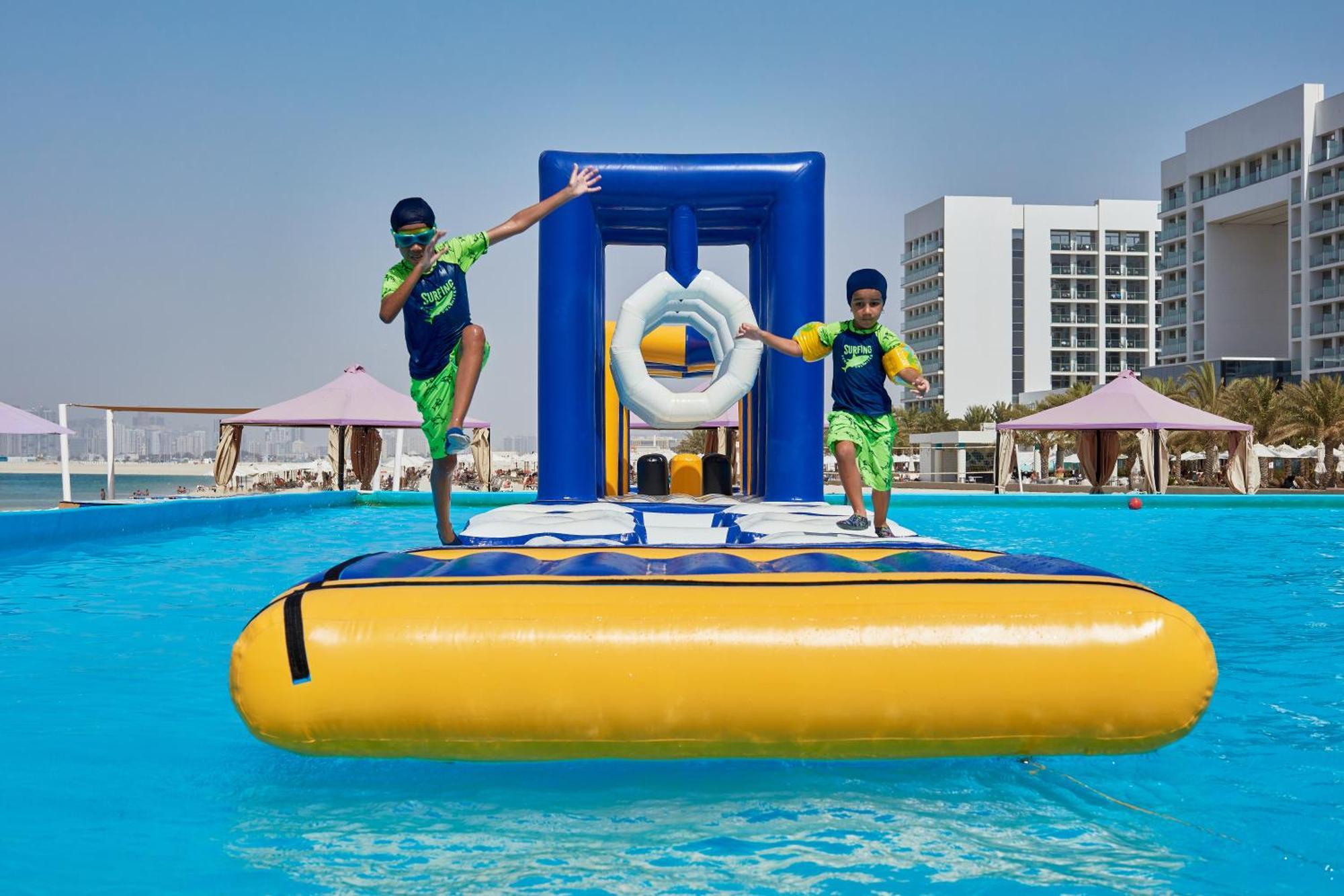 Centara Mirage Beach Resort Dubai Esterno foto
