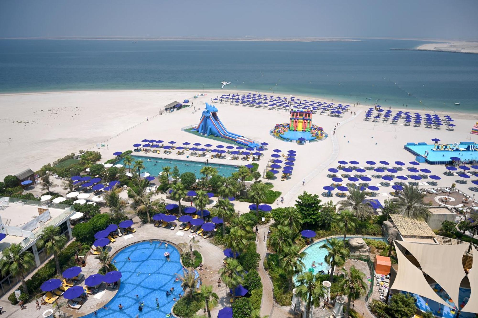 Centara Mirage Beach Resort Dubai Esterno foto