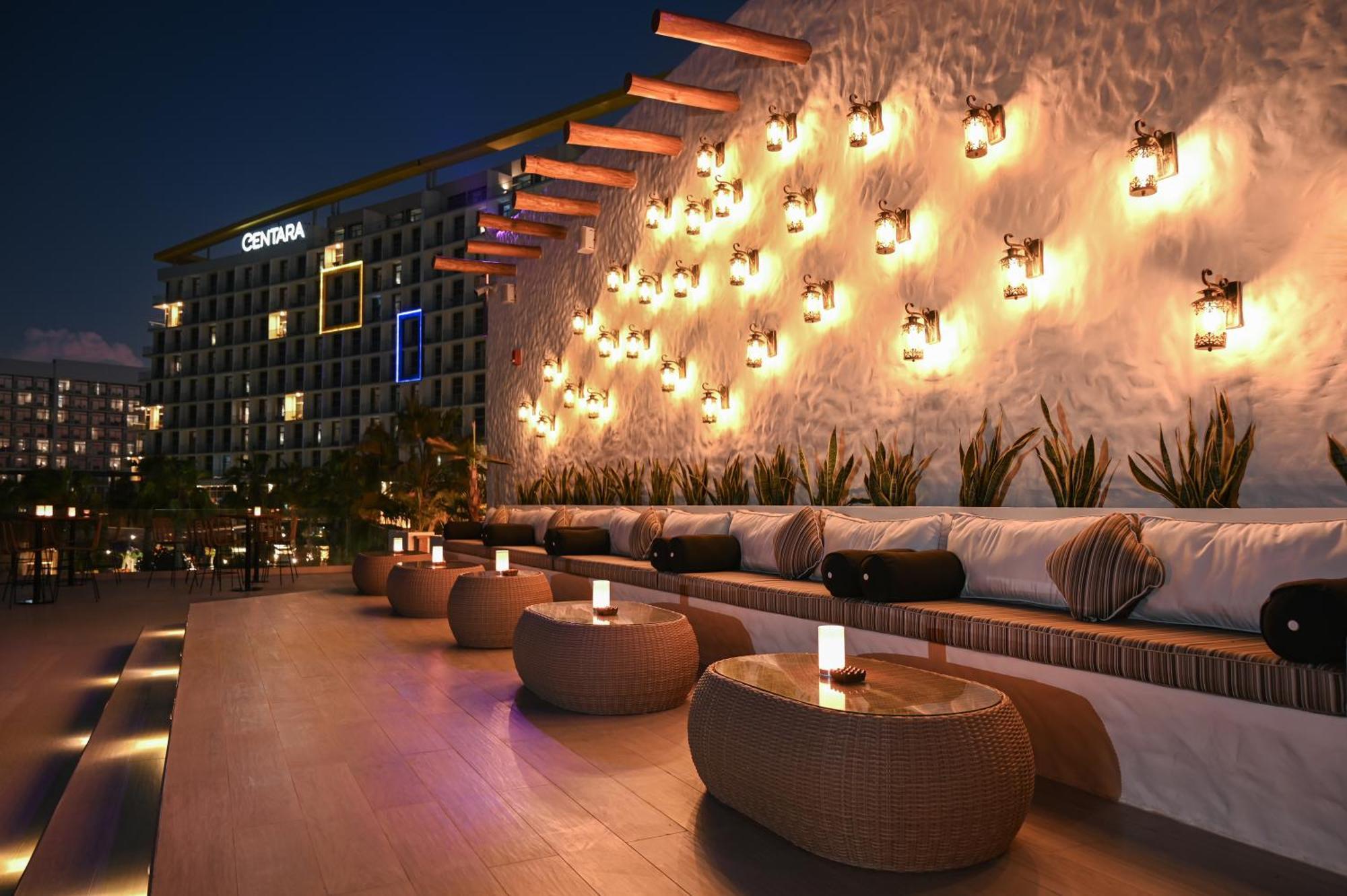 Centara Mirage Beach Resort Dubai Esterno foto